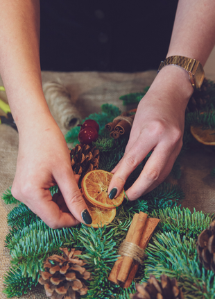 Atelier créatif – Couronne et Décorations de Noël - team building ou atelier adulte