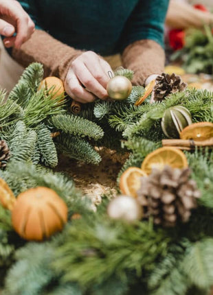 Atelier créatif – Couronne et Décorations de Noël - team building ou atelier adulte