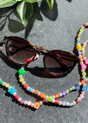 Atelier créatif – Chaîne de lunettes perlée - événement pop up store, influence ...